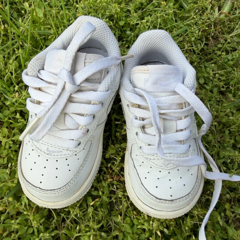 Nike Air Force 1 Infant Toddler Kids White Low-Top Leather Sneakers Sz-5c.‎   S
